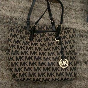 Michael Kors purse